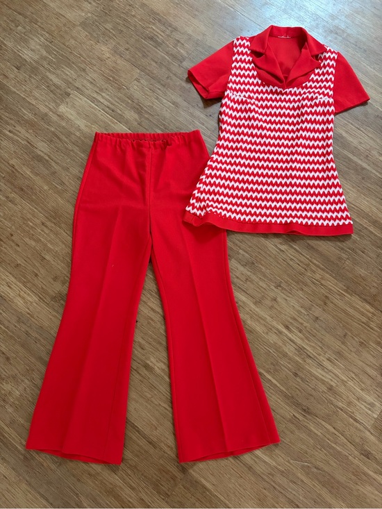 Vintage Pants - Vintage 1970s Red Zig Zag Knit Top & Flare Trousers Co-ord Set Medium